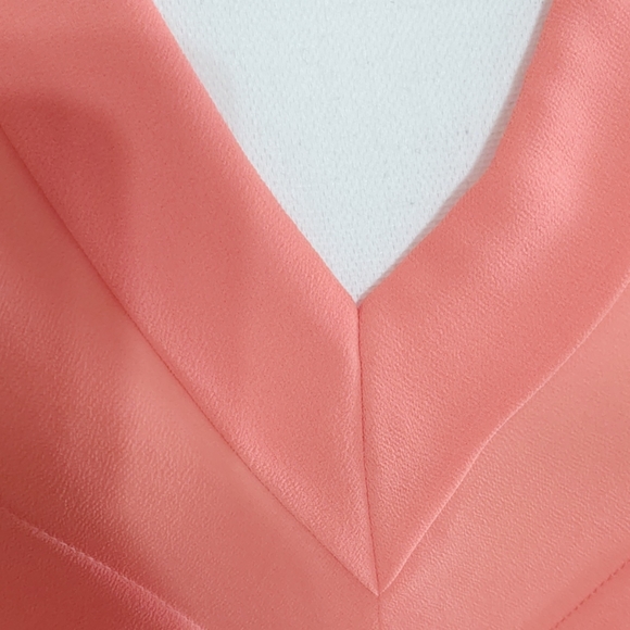 Lost April Coral Top - Picture 3 of 8